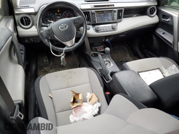 2018 Toyota RAV4 XLE with VIN JTMRFREV6JD233356, listed as a Copart auction lot 44265935 with 76,226 mi miles and Salvage Title. Bid and sale history available at DreamBid. Image 8.