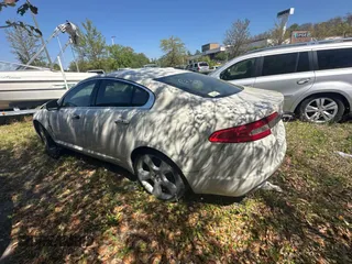 2009 Jaguar XF with VIN SAJWA07C491R36719, listed as a Copart auction lot 49317145 with 101,949 mi miles and Clean Title. Bid and sale history available at DreamBid. Image 3.