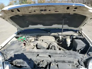 2013 GMC Yukon SLT with VIN 1GKS1CE05DR259086, listed as a Copart auction lot 42103305 with 130,079 mi miles and Salvage Title. Bid and sale history available at carsss.com. Image 14.