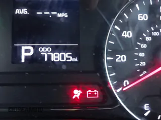 2016 Kia Forte LX z VIN KNAFK4A68G5477333, wystawiony jako IAAI lot #42196777 z przebiegiem 77 805 mil mil oraz . Historia ofert i sprzedaży dostępna na DreamBid. Obrazek 16.