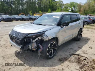 2024 Mitsubishi Outlander SE z VIN JA4J3VA80RZ049103, wystawiony jako Copart lot #57022835 z przebiegiem 32 190 mil mil oraz Szkody całkowita. Historia ofert i sprzedaży dostępna na DreamBid. Obrazek 1.