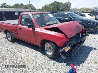 1992 Toyota Pickup z VIN JT4RN81A2N0096073, wystawiony jako IAAI lot #41886580 z przebiegiem 254 791 mil mil oraz . Historia ofert i sprzedaży dostępna na DreamBid. Obrazek 1.
