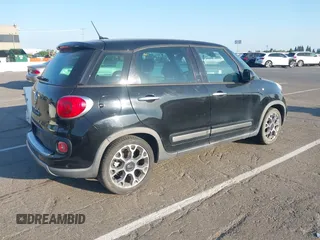 2014 FIAT 500L Trekking z VIN ZFBCFADH6EZ014198, wystawiony jako IAAI lot #42478129 z przebiegiem 99 639 mil mil oraz . Historia ofert i sprzedaży dostępna na DreamBid. Obrazek 4.