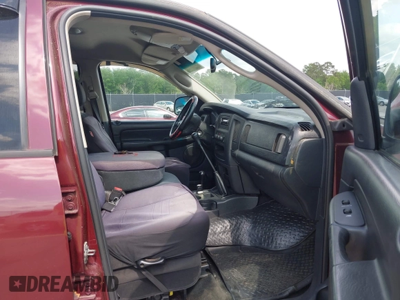 2002 Dodge 1500 with VIN 3D7HU18N52G148095, listed as a IAAI auction lot 42134042 with 180,369 mi miles. Bid and sale history available at carsss.com. Image 5.
