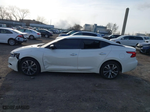 2018 Nissan Maxima SL with VIN 1N4AA6AP2JC404438, listed as a IAAI auction lot 41785908 with 60,021 mi miles. Bid and sale history available at carsss.com. Image 13.