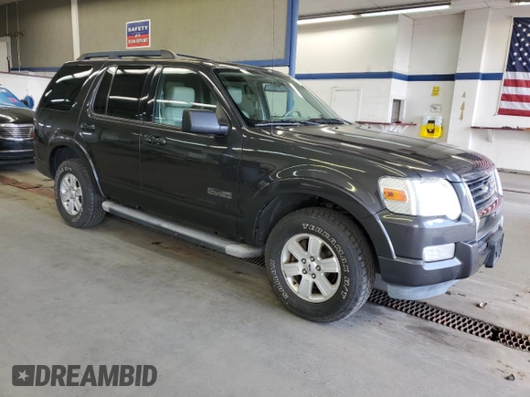 2007 Ford Explorer XLT with VIN 1FMEU73E17UB55732, listed as a Copart auction lot 56995235 with 163,847 mi miles and Clean title. Bid and sale history available at DreamBid. Image 4.
