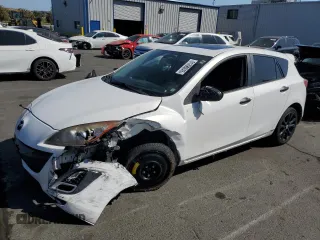 2010 Mazda 3 S Sport with VIN JM1BL1H69A1130174, listed as a Copart auction lot 61290045 with 220,117 mi miles and Clean title. Bid and sale history available at DreamBid. Image 1.
