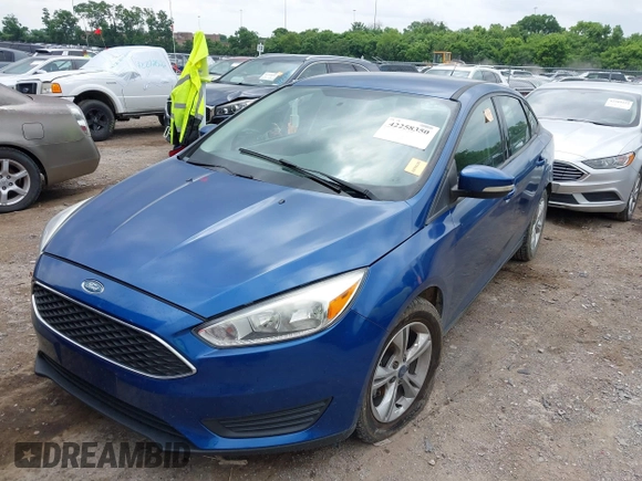 2018 Ford Focus SE z VIN 1FADP3F21JL212029, wystawiony jako IAAI lot #42258350 z przebiegiem 91 939 mil mil oraz . Historia ofert i sprzedaży dostępna na DreamBid. Obrazek 6.