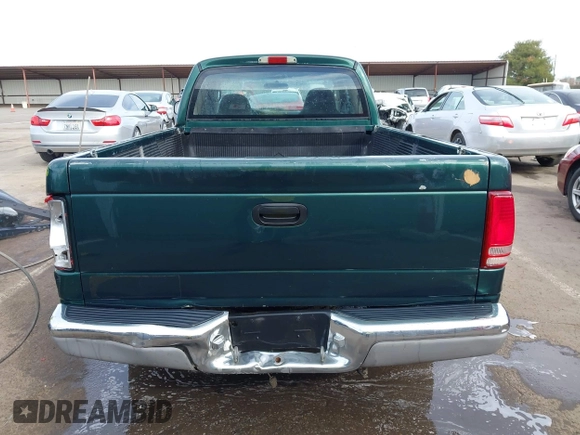 2001 Dodge Dakota with VIN 1B7GL22X11S284210, listed as a IAAI auction lot 41630417 with 206,484 mi miles. Bid and sale history available at carsss.com. Image 16.