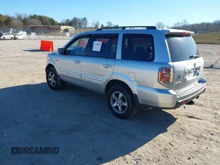 2006 Honda Pilot EX-L with VIN 5FNYF18786B030253, listed as a IAAI auction lot 41708620 with 146,713 mi miles and . Bid and sale history available at DreamBid. Image 3.