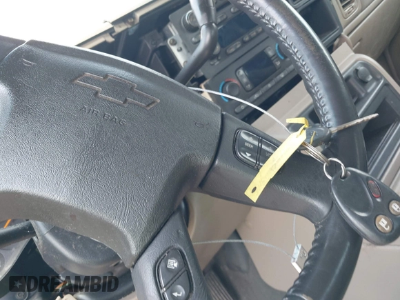 2004 Chevrolet Avalanche Z66 with VIN 3GNEC12T14G154302, listed as a IAAI auction lot 42308631 with Not provided miles and . Bid and sale history available at DreamBid. Image 11.