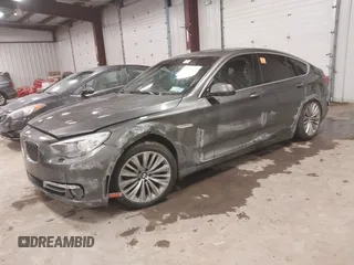 2014 BMW 5 Series 535i Gran Turismo xDrive z VIN WBA5M4C59ED183503, wystawiony jako IAAI lot #41983117 z przebiegiem 136 186 mil mil oraz . Historia ofert i sprzedaży dostępna na DreamBid. Obrazek 2.