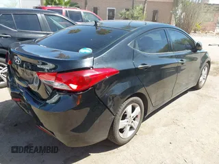 2013 Hyundai Elantra GLS z VIN 5NPDH4AE4DH440405, wystawiony jako IAAI lot #41901236 z przebiegiem 122 375 mil mil oraz . Historia ofert i sprzedaży dostępna na DreamBid. Obrazek 4.