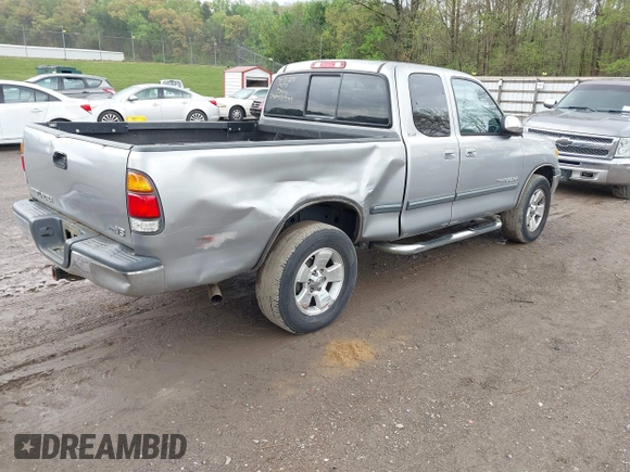 2001 Toyota Tundra SR5 with VIN 5TBRT34131S158553, listed as a IAAI auction lot 41999339 with 256,236 mi miles. Bid and sale history available at carsss.com. Image 4.