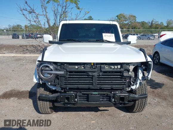 2024 Ford Bronco Outer Banks with VIN 1FMDE8BH6RLB35995, listed as a IAAI auction lot 41712075 with 3,733 mi miles. Bid and sale history available at carsss.com. Image 12.