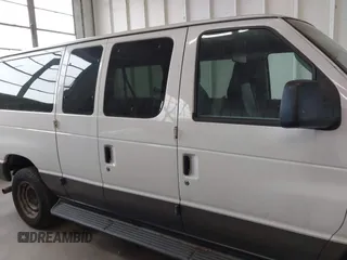 2014 Ford Econoline Passenger XL z VIN 1FBNE3BL9EDB01008, wystawiony jako IAAI lot #42231120 z przebiegiem 255 170 mil mil oraz . Historia ofert i sprzedaży dostępna na DreamBid. Obrazek 13.