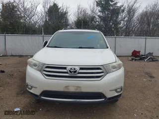 2012 Toyota Highlander Limited with VIN 5TDYK3EH9CS085158, listed as a IAAI auction lot 41737906 with 229,205 mi miles. Bid and sale history available at carsss.com. Image 12.
