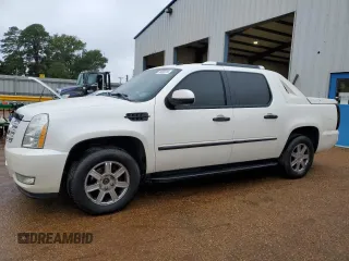 2008 Cadillac Escalade EXT z VIN 3GYFK62828G134990, wystawiony jako Copart lot #79930314 z przebiegiem 241 757 mil mil oraz Czysty tytuł • Clean title. Historia ofert i sprzedaży dostępna na DreamBid. Obrazek 1.