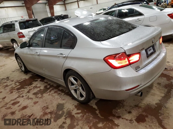 2015 BMW 3 Series 320i xDrive with VIN WBA3C3G54FNS76410, listed as a Copart auction lot 43813405 with 142,821 mi miles and Clean Title. Bid and sale history available at carsss.com. Image 2.
