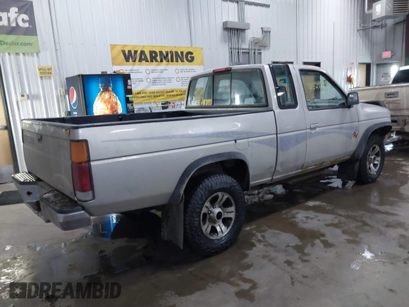 1996 Nissan Frontier XE with VIN 1N6SD16Y6TC318642, listed as a IAAI auction lot 41529283 with 154,632 mi miles and . Bid and sale history available at DreamBid. Image 4.
