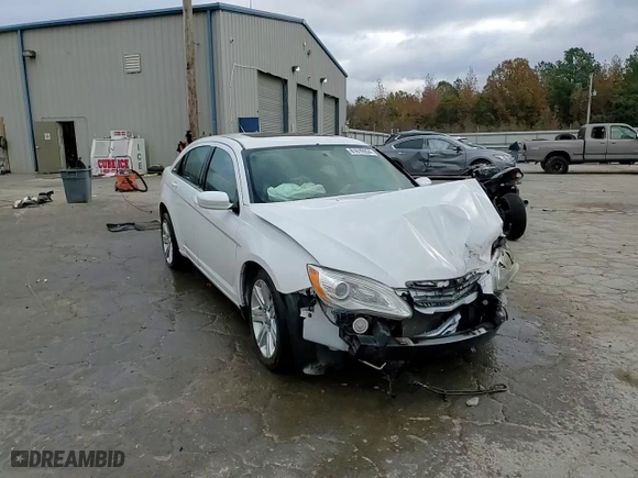 2012 Chrysler 200 Touring with VIN 1C3CCBBB9CN331315, listed as a Copart auction lot 81610554 with 155,767 mi miles and Salvage Title. Bid and sale history available at carsss.com. Image 13.