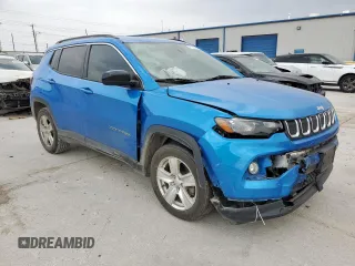 2022 Jeep Compass Latitude z VIN 3C4NJCBB5NT139019, wystawiony jako Copart lot #57121185 z przebiegiem 30 894 mil mil oraz Nie do naprawy • Non repairable. Historia ofert i sprzedaży dostępna na DreamBid. Obrazek 4.