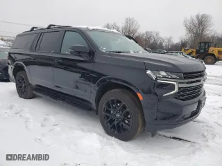 2022 Chevrolet Suburban RST with VIN 1GNSKEKL2NR344348, listed as a Copart auction lot 84170974 with 30,927 mi miles and Salvage Title. Bid and sale history available at carsss.com. Image 4.