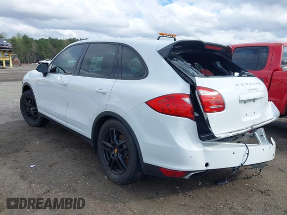 2013 Porsche Cayenne S с VIN WP1AB2A20DLA85337, выставлен на аукционе IAAI как лот 41875317 с пробегом 116 561 миль миль и . История ставок и продаж доступна на DreamBid. Изображение 3.
