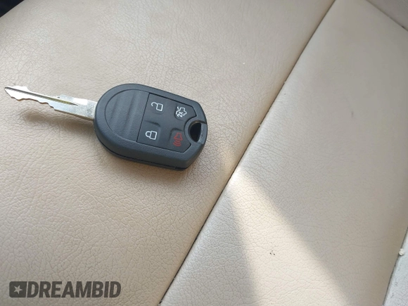 2008 Ford Escape XLT с VIN 1FMCU93108KE60815, выставлен на аукционе IAAI как лот 42504139 с пробегом 138 911 миль миль и . История ставок и продаж доступна на DreamBid. Изображение 11.