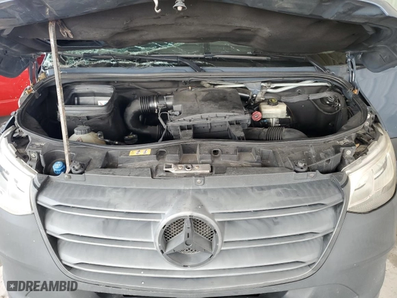 2019 Mercedes-Benz Sprinter Cargo Van with VIN WD4PF1CD2KP143839, listed as a Copart auction lot 76580754 with 94,582 mi miles and Non Repairable. Bid and sale history available at carsss.com. Image 12.