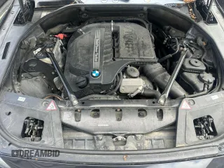 2013 BMW 5 Series GT 535i xDrive with VIN WBASP2C55DC339300, listed as a Copart auction lot 76732504 with 137,243 mi miles and Clean Title. Bid and sale history available at carsss.com. Image 7.