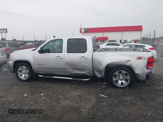 2013 GMC Sierra 1500 SLT with VIN 3GTP2WE74DG115414, listed as a IAAI auction lot 42441966 with 291,605 mi miles and . Bid and sale history available at DreamBid. Image 14.