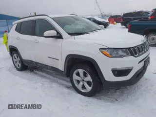 2018 Jeep Compass Latitude with VIN 3C4NJDBB8JT256755, listed as a IAAI auction lot 41523061 with 50,675 mi miles. Bid and sale history available at carsss.com. Image 1.