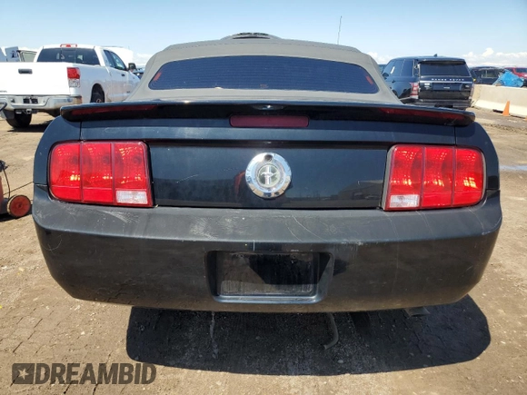2008 Ford Mustang Deluxe with VIN 1ZVHT84N985193520, listed as a Copart auction lot 56186525 with 140,483 mi miles and Salvage title. Bid and sale history available at DreamBid. Image 6.