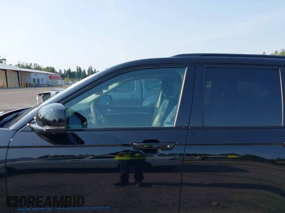 2023 Jeep Grand Cherokee 30th Anniversary с VIN 1C4RJYB6XP8913834, выставлен на аукционе IAAI как лот 42544377 с пробегом 25 098 миль миль и . История ставок и продаж доступна на DreamBid. Изображение 15.
