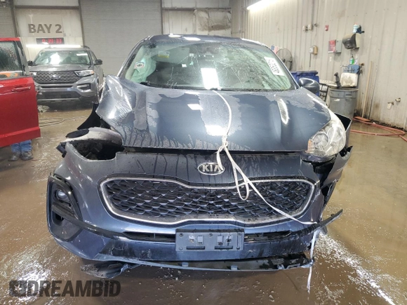 2020 Kia Sportage LX with VIN KNDPMCAC8L7709154, listed as a Copart auction lot 48353215 with 65,511 mi miles and Salvage Title. Bid and sale history available at carsss.com. Image 5.