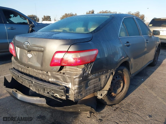 2008 Toyota Camry LE with VIN 4T4BE46K28R045263, listed as a IAAI auction lot 41959989 with 266,048 mi miles. Bid and sale history available at carsss.com. Image 4.