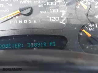 2006 Chevrolet Silverado 1500 LT2 with VIN 2GCEC13Z661346287, listed as a IAAI auction lot 42013454 with 318,918 mi miles. Bid and sale history available at carsss.com. Image 15.