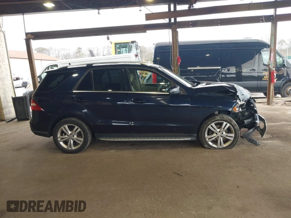 2014 Mercedes-Benz M 350 with VIN 4JGDA5HB0EA399894, listed as a IAAI auction lot 42040960 with 189,714 mi miles and . Bid and sale history available at carsss.com. Image 14.