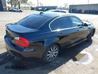 2007 BMW 3 Series 335i with VIN WBAVB73527PA89815, listed as a IAAI auction lot 41956634 with 119,121 mi miles and . Bid and sale history available at DreamBid. Image 4.
