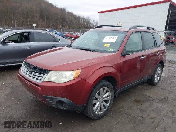 2012 Subaru Forester 2.5X Premium with VIN JF2SHBCC1CH410753, listed as a IAAI auction lot 41923625 with 178,490 mi miles. Bid and sale history available at carsss.com. Image 2.