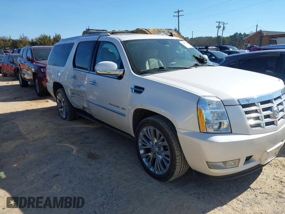 2011 Cadillac Escalade ESV Premium с VIN 1GYS4JEF1BR154922, выставлен на аукционе IAAI как лот 41487239 с пробегом 154 979 миль миль и . История ставок и продаж доступна на DreamBid. Изображение 1.