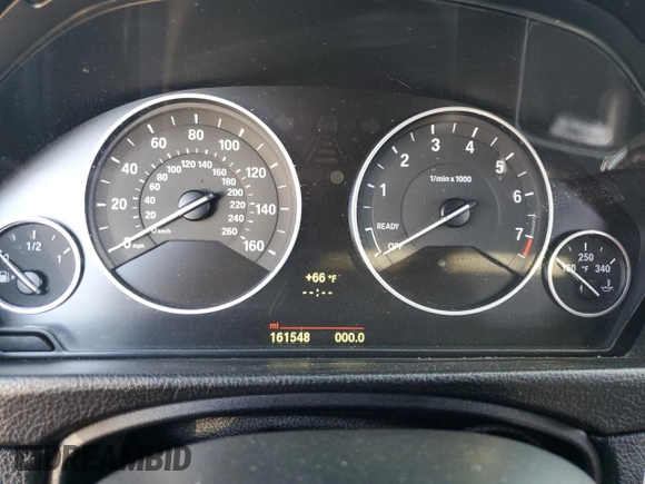 2014 BMW 3 Series 328i with VIN WBA3C1C58EK105802, listed as a Copart auction lot 86872704 with 161,548 mi miles and Clean title. Bid and sale history available at DreamBid. Image 9.