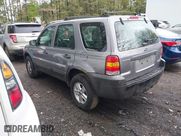2007 Ford Escape XLS with VIN 1FMYU92Z37KB16651, listed as a IAAI auction lot 41986040 with 119,286 mi miles and . Bid and sale history available at DreamBid. Image 3.