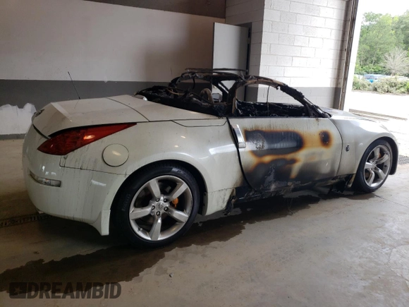 2008 Nissan 350Z Enthusiast with VIN JN1BZ36A18M850792, listed as a Copart auction lot 57545724 with Not Provided miles and Salvage Title. Bid and sale history available at DreamBid. Image 3.