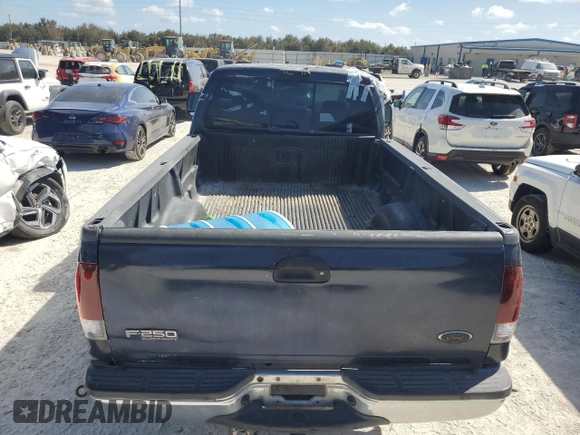 2001 Ford Super Duty F-250 XL with VIN 1FTNX20F11EB96715, listed as a Copart auction lot 77095794 with 300,896 mi miles and Non Repairable. Bid and sale history available at carsss.com. Image 6.