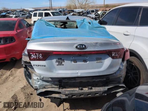 2021 Kia Forte LXS with VIN 3KPF24AD6ME413678, listed as a Copart auction lot 45309265 with 76,397 mi miles and Non Repairable. Bid and sale history available at DreamBid. Image 6.