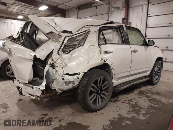 2018 Toyota 4Runner SR5 z VIN JTEBU5JR6J5534398, wystawiony jako IAAI lot #41169374 z przebiegiem 94 137 mil mil oraz . Historia ofert i sprzedaży dostępna na DreamBid. Obrazek 4.