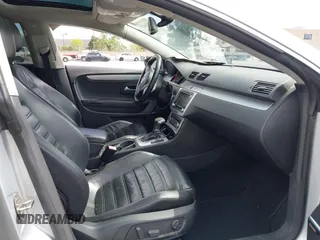 2009 Volkswagen CC 4Motion with VIN WVWGU73C49E514712, listed as a IAAI auction lot 42016839 with 1 mi miles. Bid and sale history available at carsss.com. Image 5.