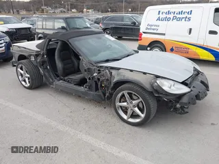 2011 Chevrolet Corvette z VIN 1G1YG3DW8B5102630, wystawiony jako IAAI lot #41709943 z przebiegiem 30 816 mil mil oraz . Historia ofert i sprzedaży dostępna na DreamBid. Obrazek 1.